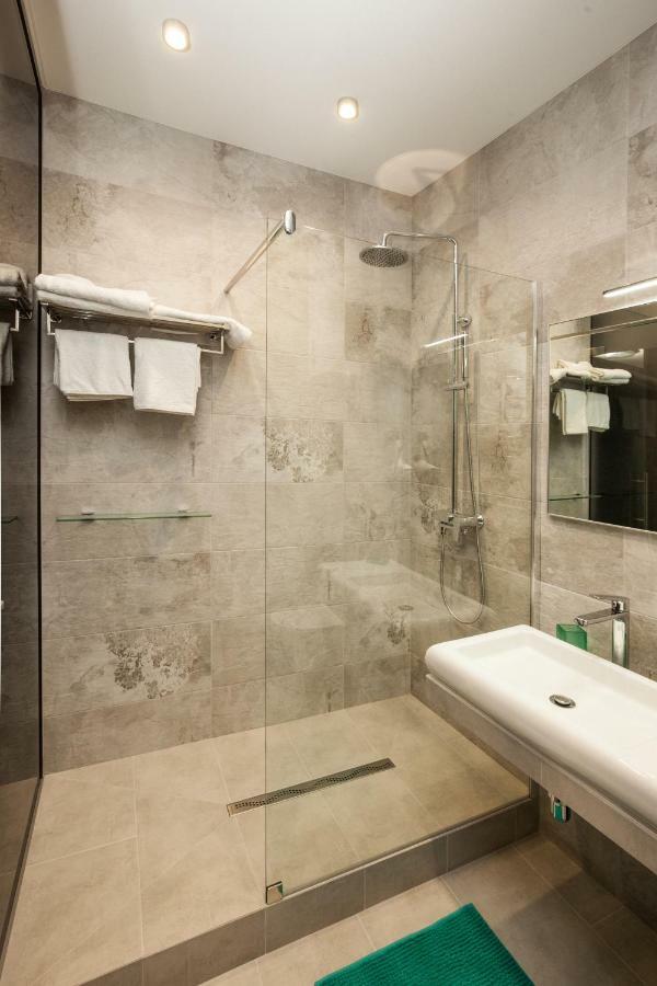 Odss Suites Одесса Экстерьер фото